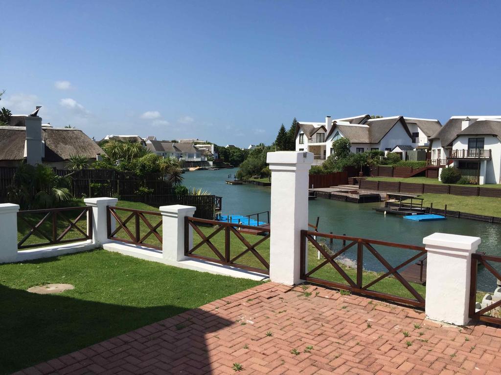 Villa Thatch House On The Canals St. Francis Bay Exterior foto